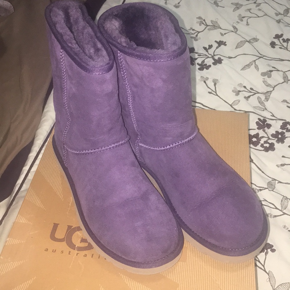 Purple uggs